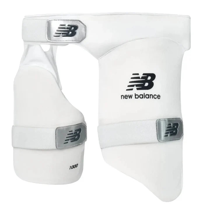 New Balance TC 8i Cricket Set