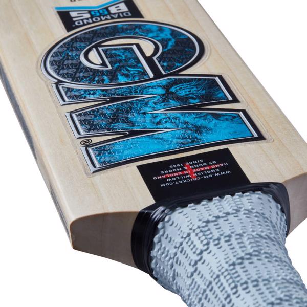 Gunn And Moore Diamond 404 Junior Cricket Bat