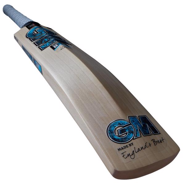 Gunn And Moore Diamond 404 Junior Cricket Bat