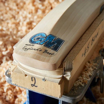Gunn And Moore Diamond DXM 808 Cricket Bat