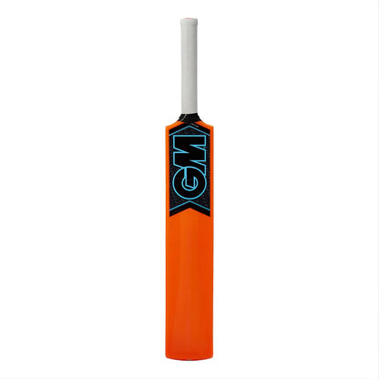 Gunn And Moore Striker Cricket Set