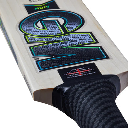 Gunn And Moore Aion DXM 606 Cricket Bat