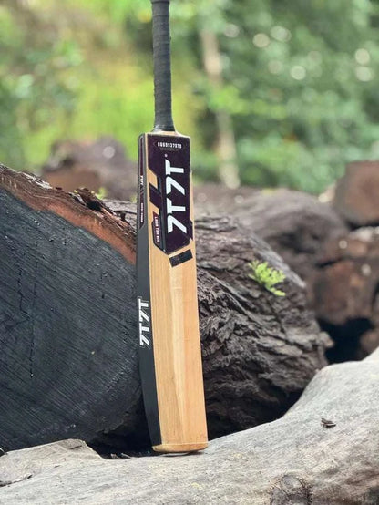 7t7t KP Destroyer Ed Red Tennis Bat