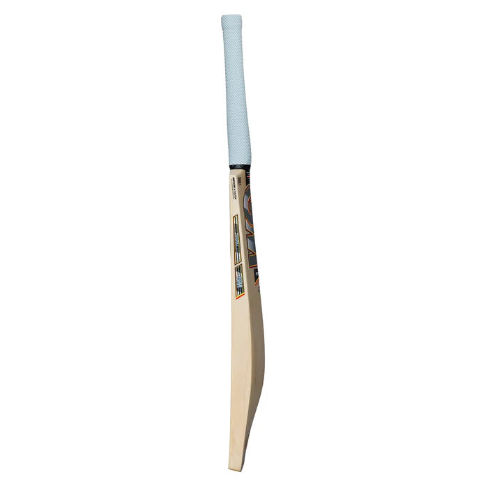 Gunn And Moore Rival Signature English Willow Cricket Bat