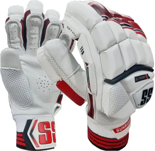 SS Aerolite Batting Gloves Adult