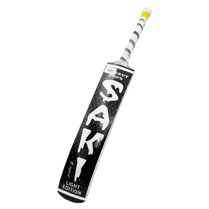 Saki Coconut Light Edition Tape Ball Bat