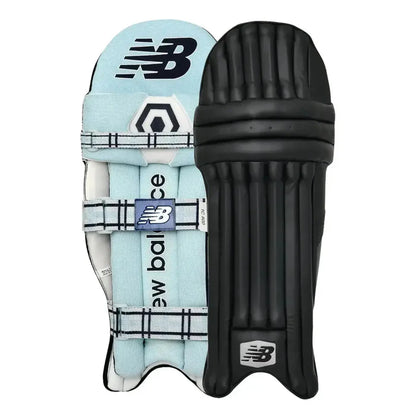 New Balance TC 8i Cricket Set