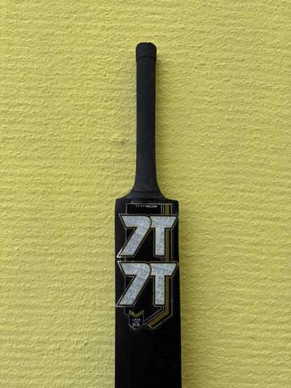 7T7T One Side Hero Edition Red Tennis Bat