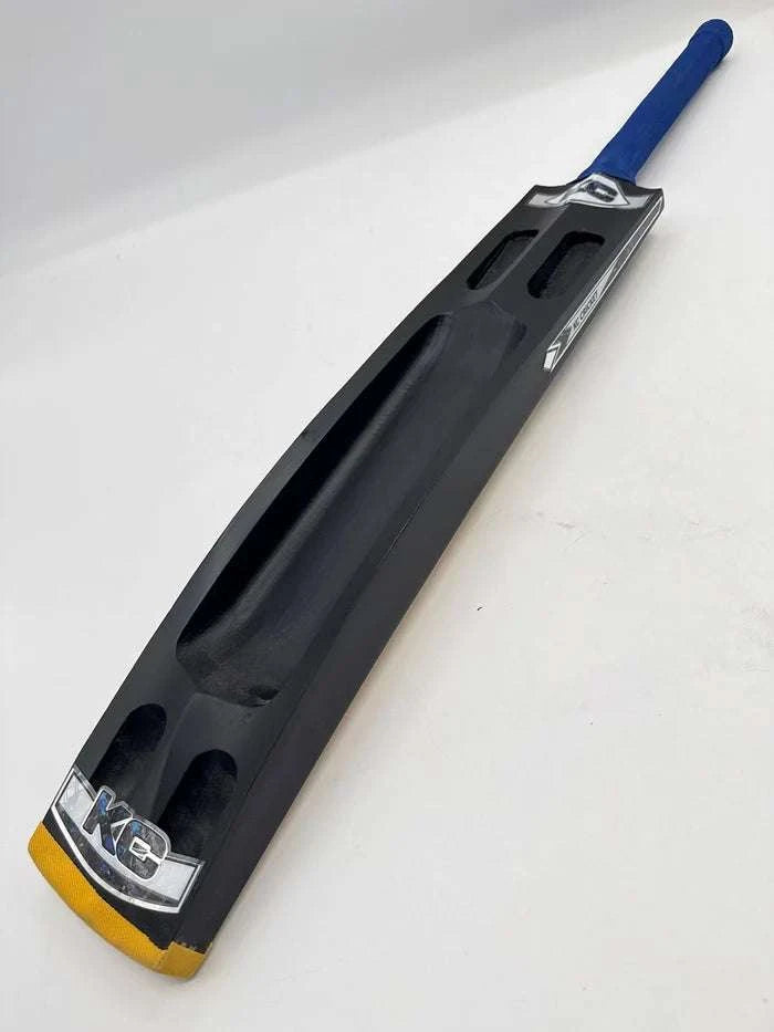 KC Master Stroke Kashmir Willow Bat Black