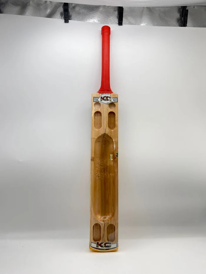 KC Chase Master Scoop Kashmir Willow Bat