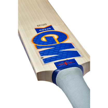 Gunn And Moore Sparq 606 Cricket Bat SH