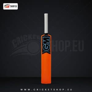 Gunn _ Moore Striker Cricket Bat – ALL-Weather